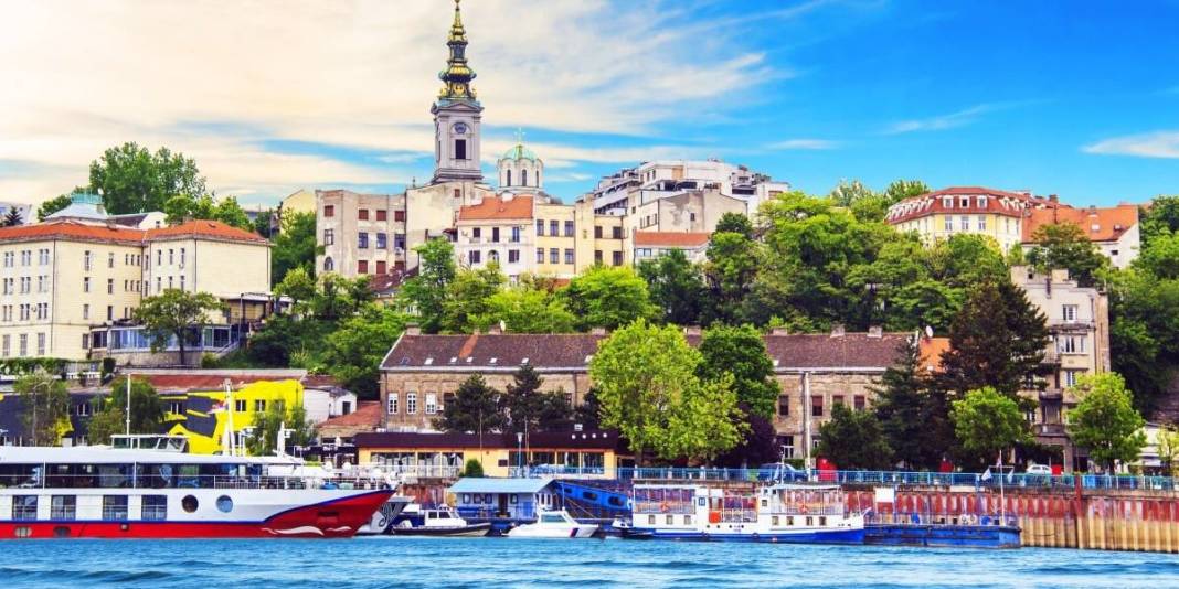 Tatil haritası değişti! Seyahat tutkunlarının yeni adresi: Türkler bu şehre akın ediyor! 5